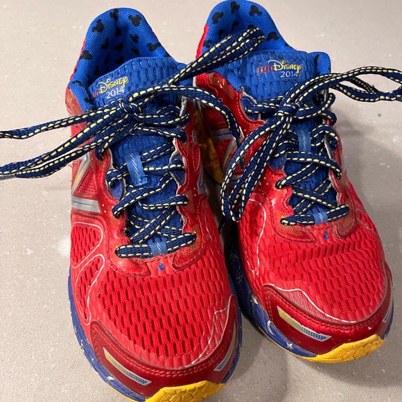 runDisney Sorcerer Mickey New Balance Sneakers - Size 4.5 - Picture 2 of 6